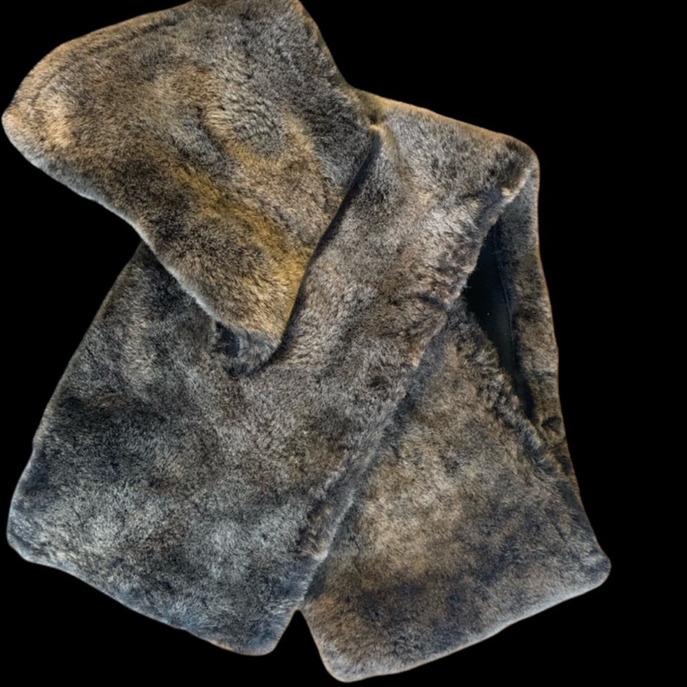 CHAS Mackenzie real shearling scarf - handmade in England